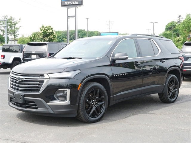 Used 2023 Chevrolet Traverse 3LT with VIN 1GNEVHKW1PJ194119 for sale in Wayzata, Minnesota