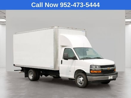 2025 Chevrolet Express Cutaway 3500 1WT Cutaway Van