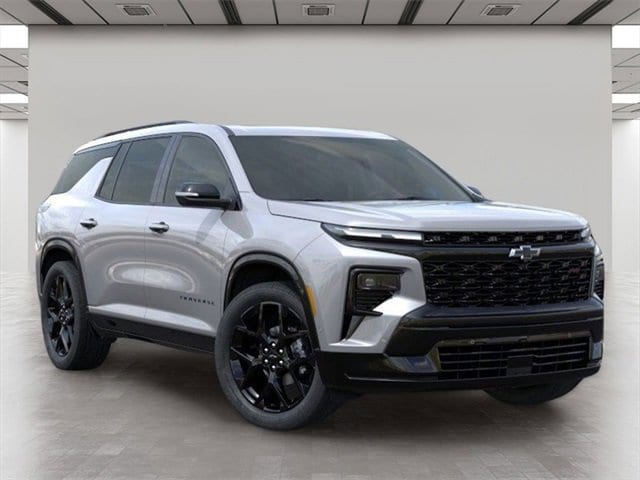 2026 Chevrolet Traverse RS photo 2