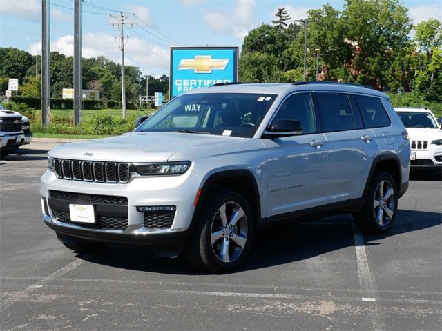 Used 2022 Jeep Grand Cherokee L Limited with VIN 1C4RJKBG3N8541952 for sale in Wayzata, Minnesota