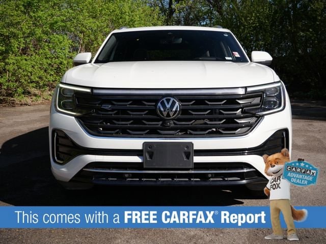 Used 2024 Volkswagen Atlas Cross Sport SEL Premium R-LINE with VIN 1V2FE2CA7RC216224 for sale in Wayzata, Minnesota