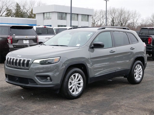 Used 2022 Jeep Cherokee Latitude Lux with VIN 1C4PJMMN9ND547616 for sale in Wayzata, Minnesota