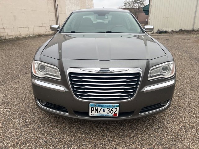 2011 Chrysler 300 C Base photo 4