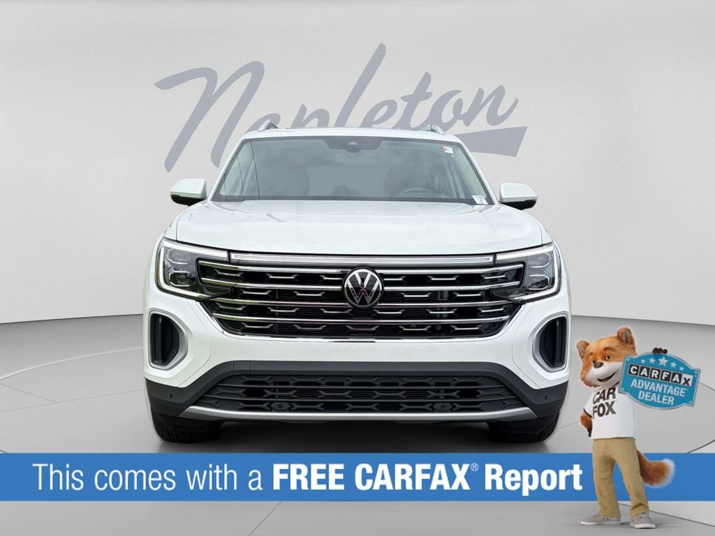 Used 2025 Volkswagen Atlas SEL with VIN 1V2BR2CA1SC575805 for sale in Wayzata, Minnesota