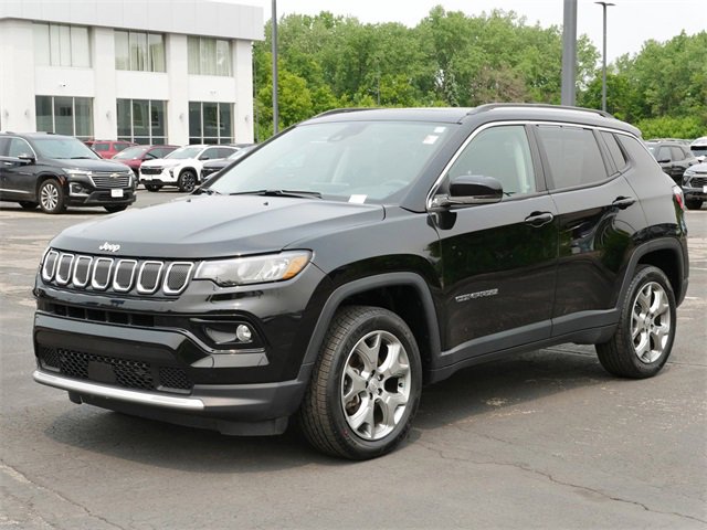 Used 2022 Jeep Compass Limited with VIN 3C4NJDCB1NT124814 for sale in Wayzata, Minnesota