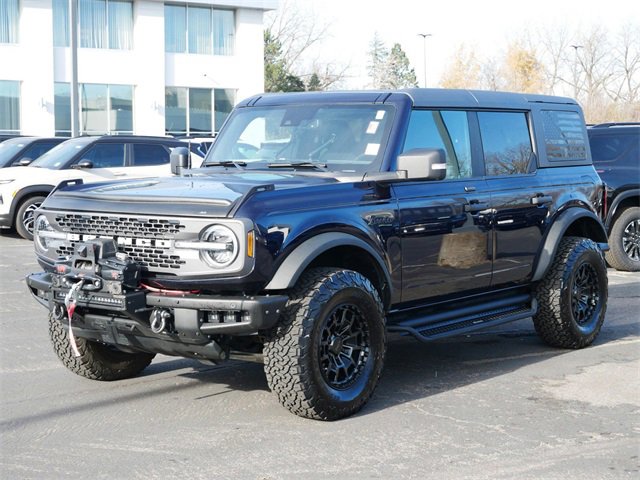 2021 Ford Bronco Base photo 2