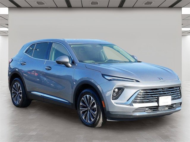 2024 Buick Envision Preferred's photo