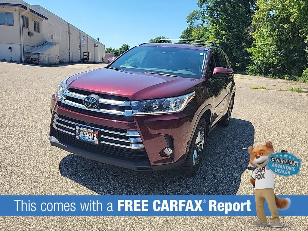 Used 2017 Toyota Highlander Limited Platinum with VIN 5TDDZRFH1HS448152 for sale in Wayzata, Minnesota