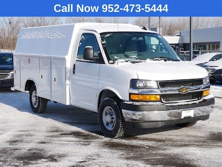 2025 Chevrolet Express Cutaway 3500 1WT Cutaway Van