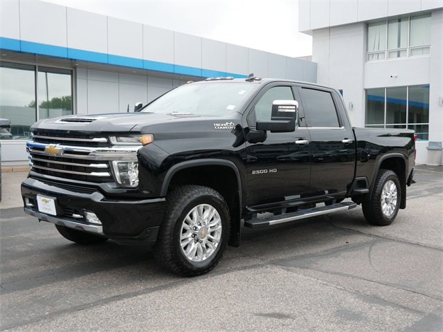 Used 2022 Chevrolet Silverado 2500HD High Country with VIN 1GC4YREY7NF363901 for sale in Wayzata, Minnesota