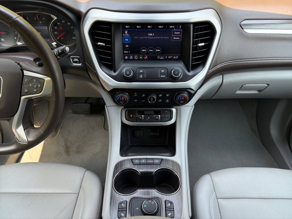 2023 GMC Acadia SLT - Photo 10