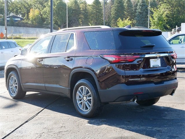 2023 Chevrolet Traverse Leather photo 2