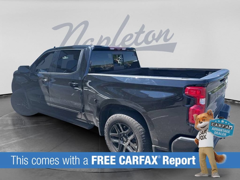Used 2024 Chevrolet Silverado 1500 High Country with VIN 1GCUDJE88RZ334022 for sale in Wayzata, Minnesota