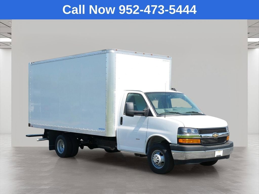 2025 Chevrolet Express 3500 159" WB's photo