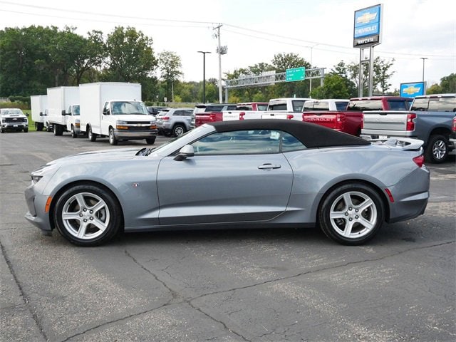 2019 Chevrolet Camaro 1LS 1LT photo 3