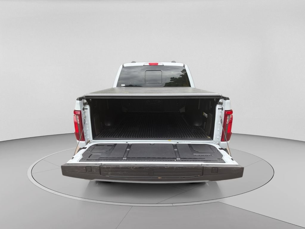 2025 Ford F-150 XLT - Photo 32