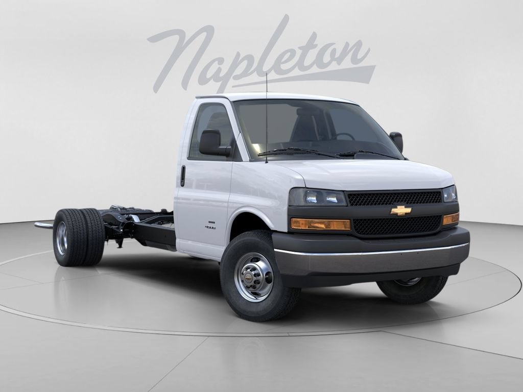 New 2026 Chevrolet Express Cutaway 3500 1WT Cutaway Van