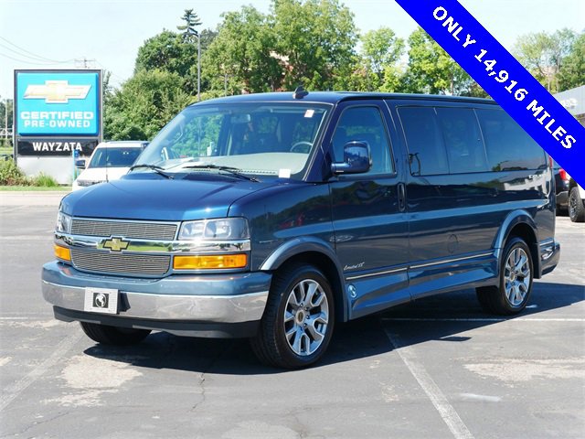 Used 2022 Chevrolet Express Cargo Work Van with VIN 1GCWGAF76N1243832 for sale in Wayzata, Minnesota