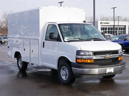2025 Chevrolet Express Cutaway 3500 1WT Cutaway Van