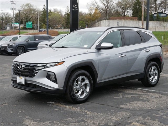 Used 2024 Hyundai Tucson SEL with VIN 5NMJBCDE5RH385493 for sale in Wayzata, Minnesota