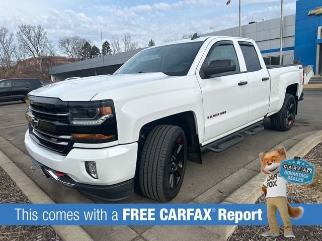Used 2017 Chevrolet Silverado 1500 LT Z71 with VIN 1GCVKREC3HZ403761 for sale in Wayzata, Minnesota
