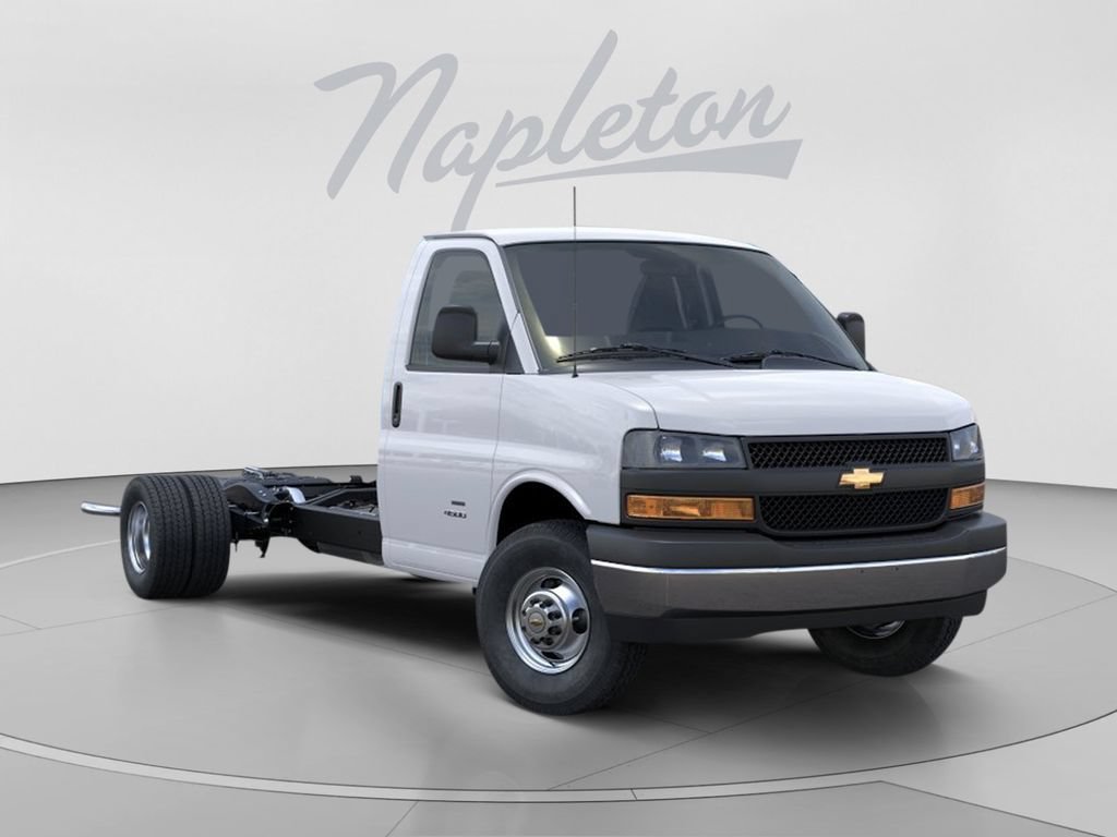 New 2026 Chevrolet Express Cutaway 3500 1WT Cutaway Van