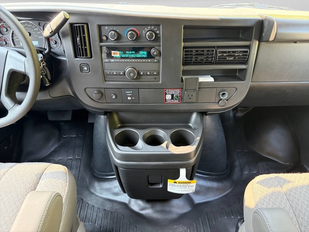 2026 Chevrolet Express Cargo Work Van - Photo 10