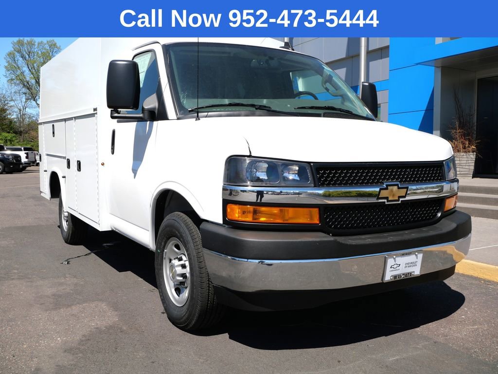 2026 Chevrolet Express 3500 139" WB's photo