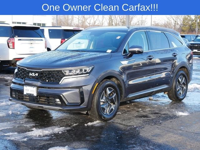 Used 2024 Kia Sorento EX Hybrid with VIN KNDRH4LG9R5235951 for sale in Wayzata, Minnesota