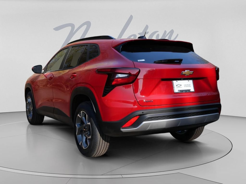 2026 Chevrolet Trax LT - Photo 5