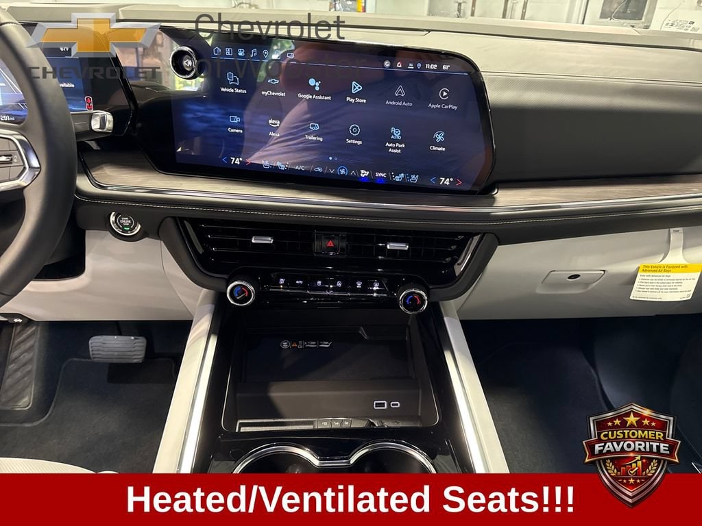 2025 Chevrolet Suburban Premier - Photo 12