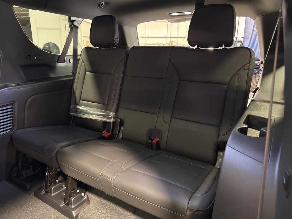 2026 Chevrolet Suburban High Country - Photo 42