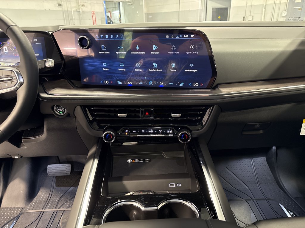 2026 Chevrolet Tahoe Z71 - Photo 12