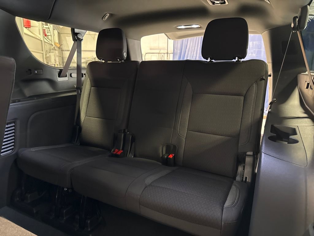 2026 Chevrolet Suburban LS - Photo 39