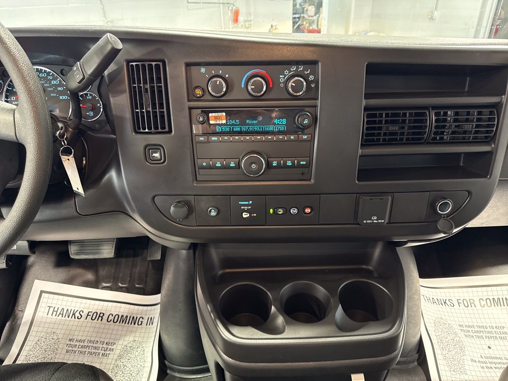 2025 Chevrolet Express Cargo Work Van - Photo 11