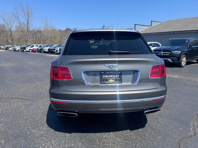 2017 Bentley Bentayga W12 photo 4