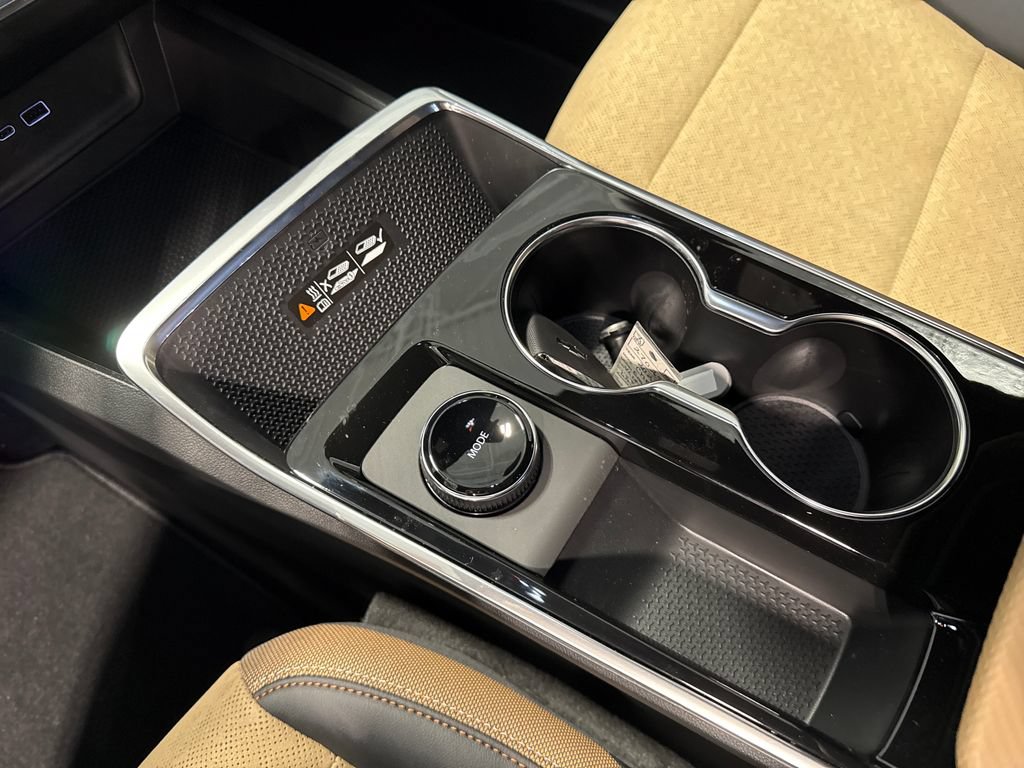 2027 Chevrolet Equinox ACTIV - Photo 20