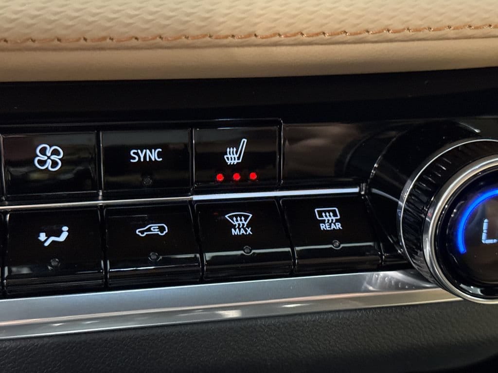 2027 Chevrolet Equinox ACTIV - Photo 17