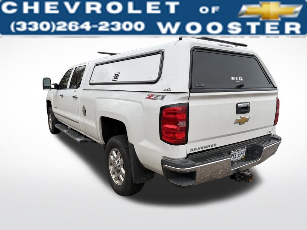 2015 Chevrolet Silverado 2500HD LTZ photo 2