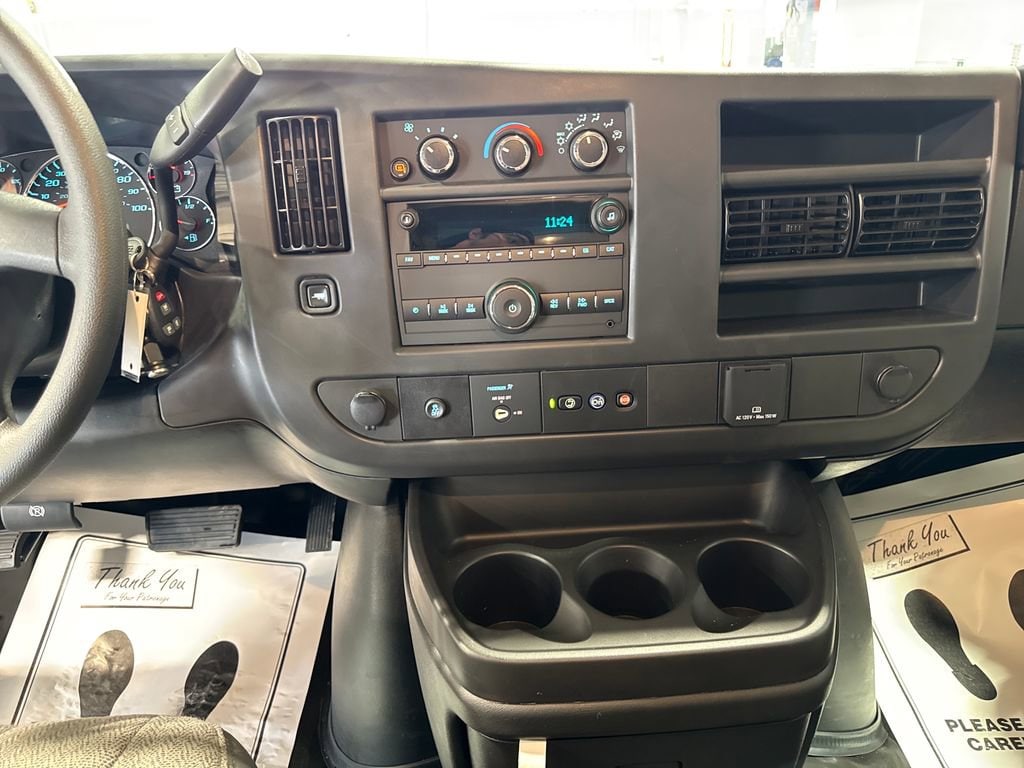 2025 Chevrolet Express Cargo Work Van - Photo 12