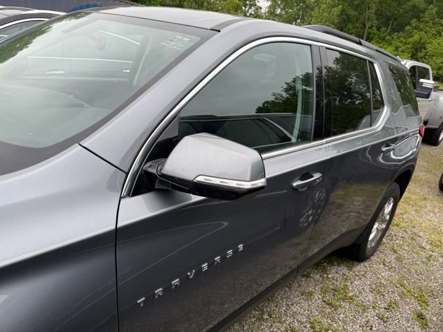 2020 Chevrolet Traverse Cloth photo 2