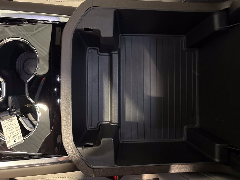 2026 Chevrolet Tahoe Z71 - Photo 23