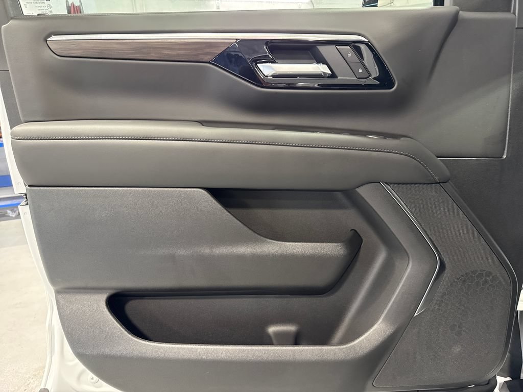 2026 Chevrolet Tahoe LS - Photo 26
