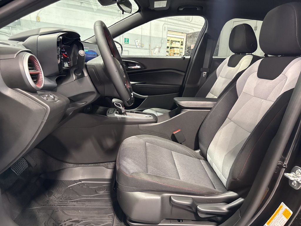 2026 Chevrolet Trax RS - Photo 28