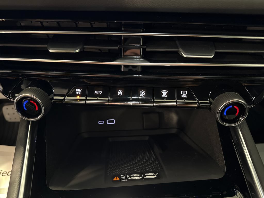2026 Chevrolet Traverse LT - Photo 19