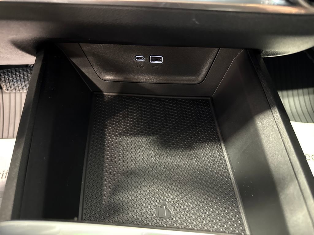 2026 Chevrolet Equinox LT - Photo 21