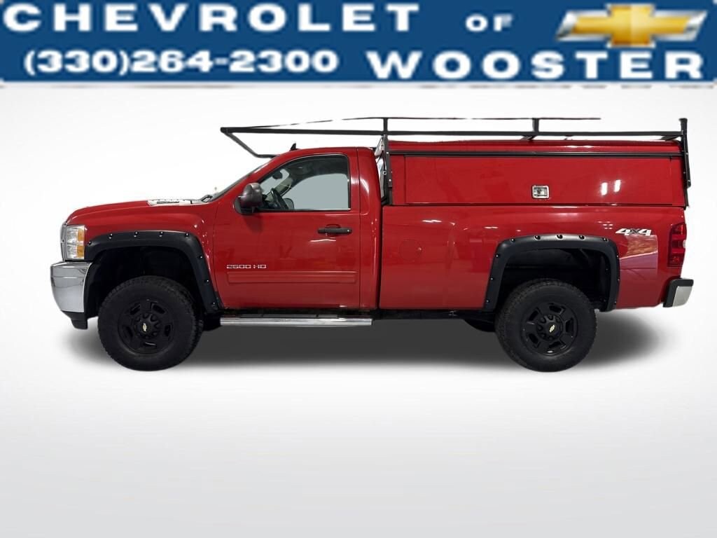 2012 Chevrolet Silverado 2500HD LT photo 2