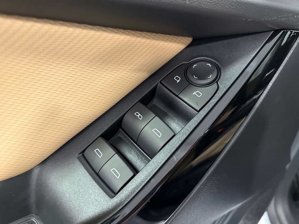 2027 Chevrolet Equinox ACTIV - Photo 30