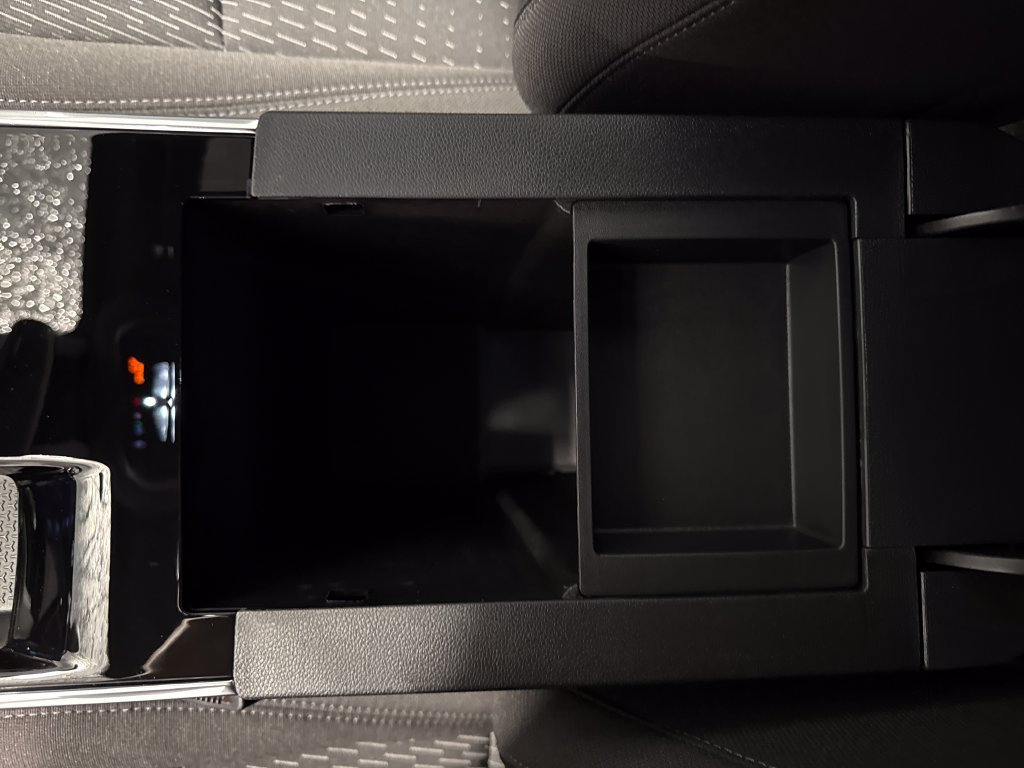 2027 Chevrolet Equinox LT - Photo 24