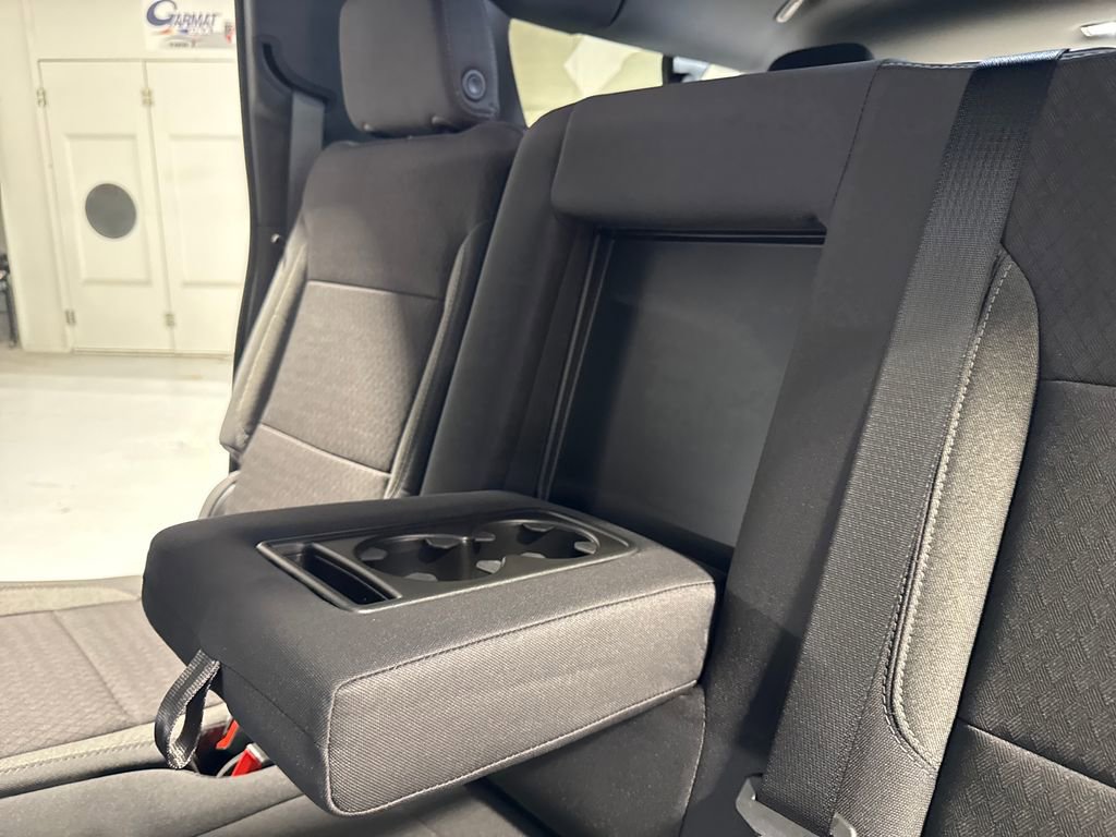 2026 Chevrolet Suburban LS - Photo 37